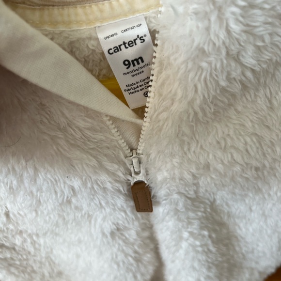 Carter fleece body suit with mitten - Picture 4 of 4